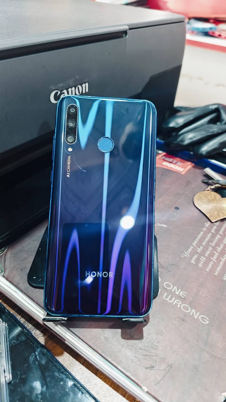 🔵 متوفر جهاز Honor 10i مستخدم 
✨ذاكره 128 ، عشوائيه 4
✨شغال نت اتصال تصوير 
✨مبدل شاشه اصليه 
✨السعر 75 الف بدون ملحقات جهاز نضيف و لمس سلس و سريع 
         #التقني_حسين_للهاتف_النقال
📌 زورونا في موقع المكتب الكائن في قضاء الاحرار _مقابل كراج الاحرار  🛍️🛒🛍️


**إذا كنت صاحب هذا الإعلان وتريد حذفه لأي سبب، رجاءا أرسل رسالة إلى الدعم الفني**