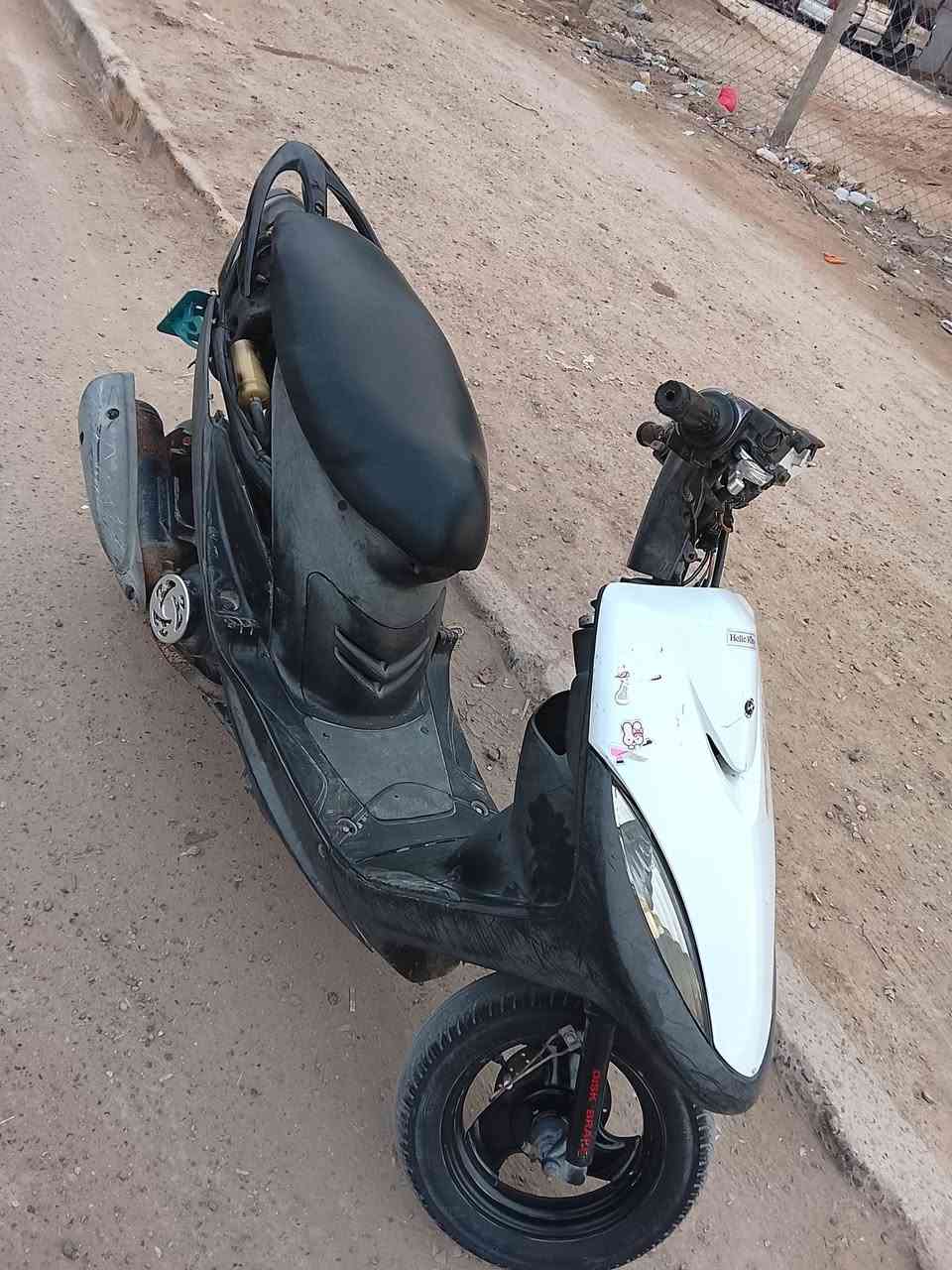 ماكس عدلة للبيع داخل املح مكينة رمبة مامفتوحة بيهة قاعدة رقم وفلاوين أو دبل خلفي أو يدات دراجة بلادية سعر 450كفرات موجودات ***********
