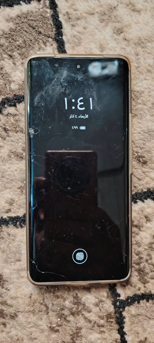 السلا م عليكم ورحمة الله وبركاته موبايل هنر 9xبي ذاكره ٢٥٦ رام ١٢ كامرات مقوشه وبي فصر بل لمس السعر ١٢٠ ألف مكاني كركوك عروبه الشراي يتصل *********** ❤️💚
