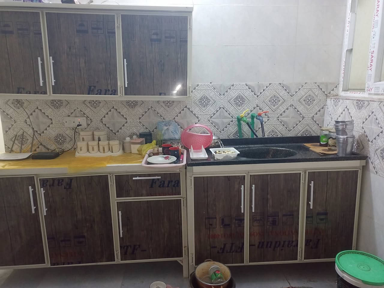 السلام عليكم كاونتر للبيع مال شخص محتاج او جديد ما صار له هواي من اخذه صار له بالشهرن الله شاهد سنقي مرمر وجديد كلش العنوان ديالى بهرز شارع الدواسر ما متواجد بالفيس التواصل على رقم التليفون 
***********
