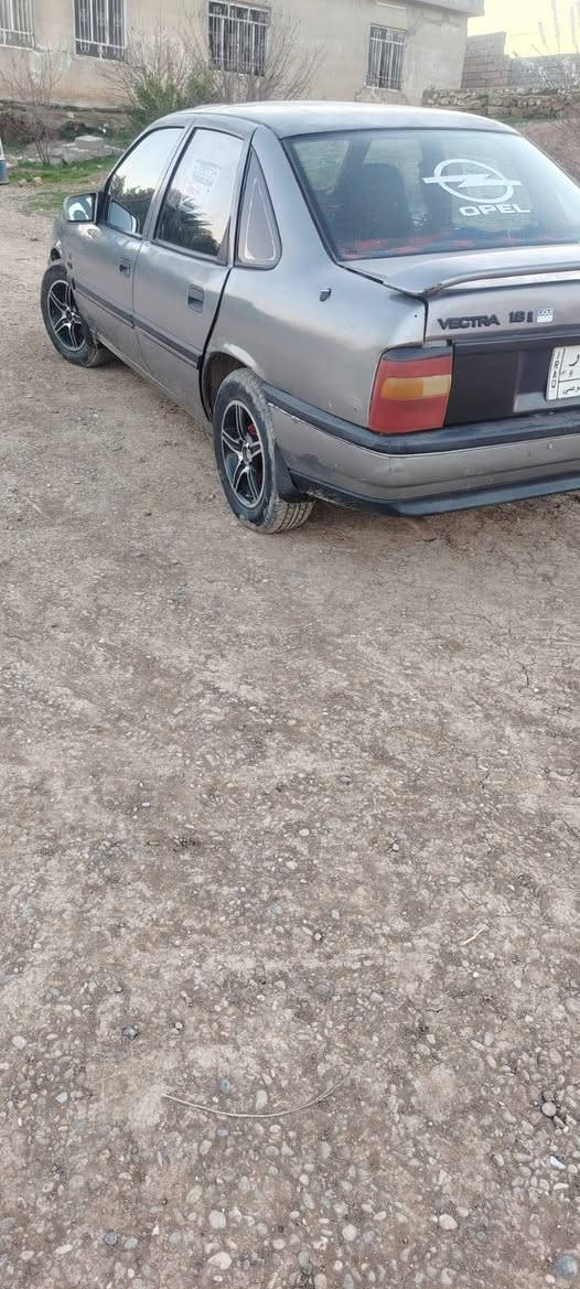 فكتره بيع حجم 18شراي نتصل سعر 38بيه قليل0751 773 9302
