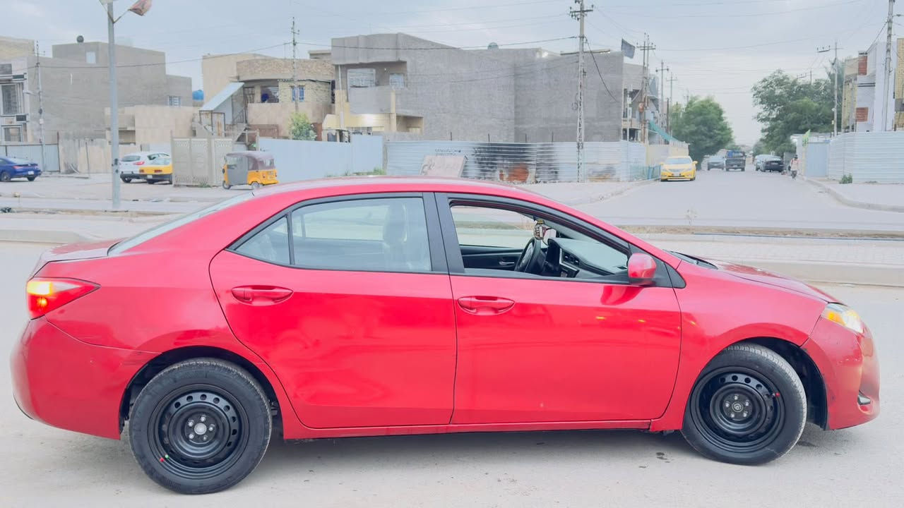 السلام عليكم كورله 2019 امريكي رقم بغداد للبيع السياره بيه جاملغ خلفي وبيه طخه بل جاملغ المامي ومعمره السياره خير من الله كير مكينه تبريد كله شغال صدره نص عمر السعر 125 وبيه مجال رقم الهاتف ***********
