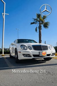 مرسيدس بنز…الأفضل ولا شيء سواه ✨❤️ نقدم لكم ايقونة الفخامة W211 Merced...