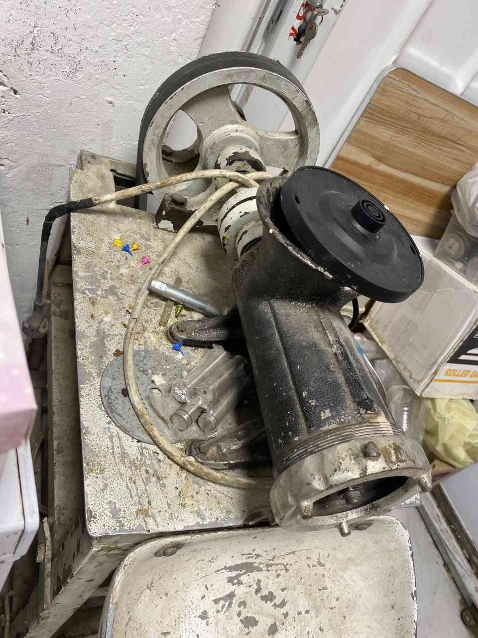 مثرامة بيتفور ايرانيه صناعيه
للبيع مكانها كربلاء 
للاستفسار ***********
