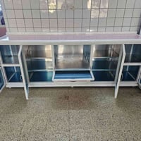 ك كاونتر للبيع  السعر ٣٠٠ ألف  07729794858