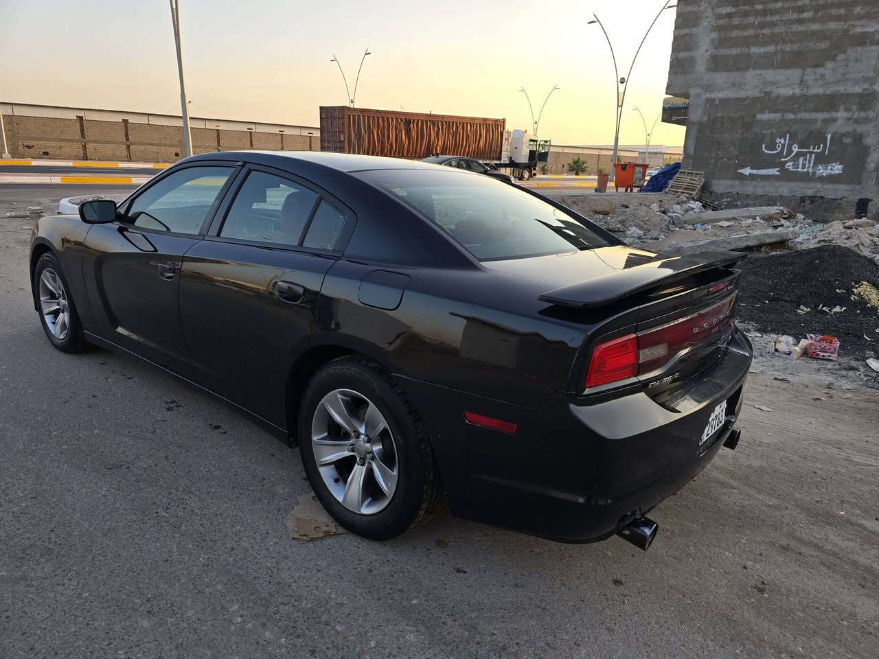 السلام عليكم جارجر مديل 2013 اصل  كفاله ضربه وصبغ طابه سرقه قطع  السياره بسمي الرقم بصره   انكليزي تحويل ثاني يوم ماناقصه اي شي جاهزه فول موصفات وهاي مواصفاتها مثل مامضح بلصوره السعر 143وبيه مجال بصيط اي استفسار هاذ رقمي ***********
عنواني بصره القبله
