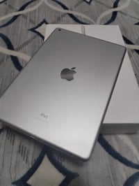 07838983988.    275 ايباد 9 بطاريه 97