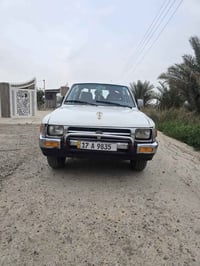 تويوتا بيك اب ٩٣ للبيع  07815620120