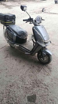 دراجه شحن للبيع مكان بغداد الحريه 07736180681  السعر 900