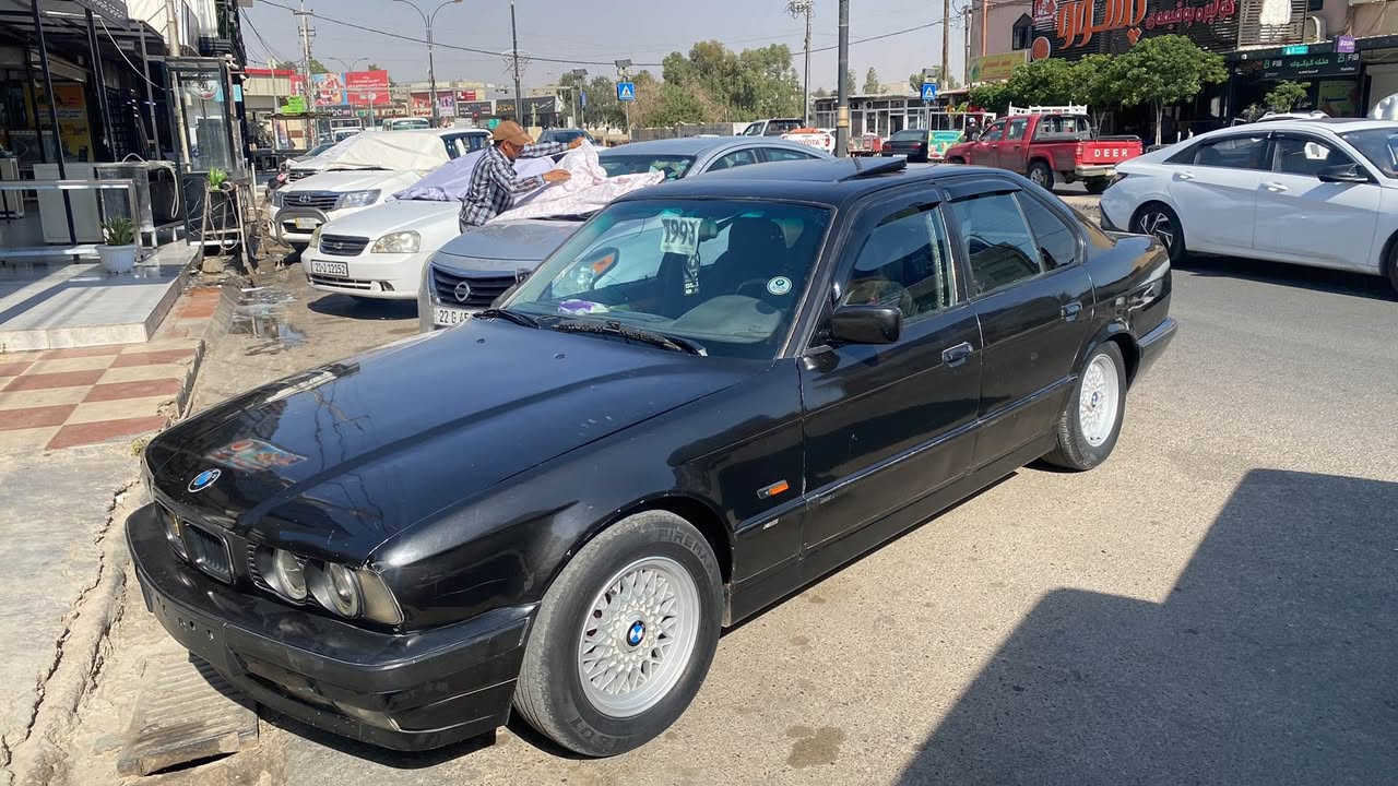 السلام عليكم للبيع او مراوس بي ام موديل 90 محرك 520 كير عادي رقم اربيل منتهي من 20 محرك مابي عيب شرط صدر جديد اربع جامات كهرباء سلايت ويل خليه لايتات حلقه سعرها 42 بي مجال واتساب *********** كركوك, العراق
