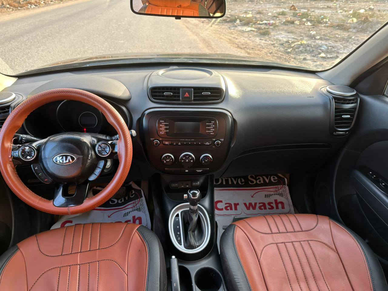 السلام عليكم 
صول 
موديل 2014
مكينه وكير وحداديه تخم تاير تبريد اشاير بلمري تحكم استيرن تدفئه جاهزه السياره مكينه 2000 
الهلالات الخلفيه صبغ 
وجاملغ وبنيد وارد امريكي علما السياره ماشيه 106 ورقم بابل الانكليزي هزه جديدة 
مكان السيارة بابل 
***********
