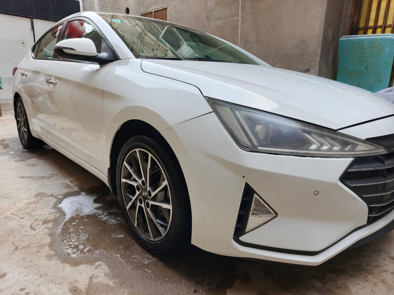 السلام عليكم
النترا 2020 خليجي
سياره كفاله عامله ما عده الموضع بل صوره
فول موصفات 
مرايات كهربائية
كشنات جلد 
لايتات زنون 
وباقي مواصفات معروفه 
العنوان : المشراق الجديد
السعر:168
رقم الهاتف : ***********
