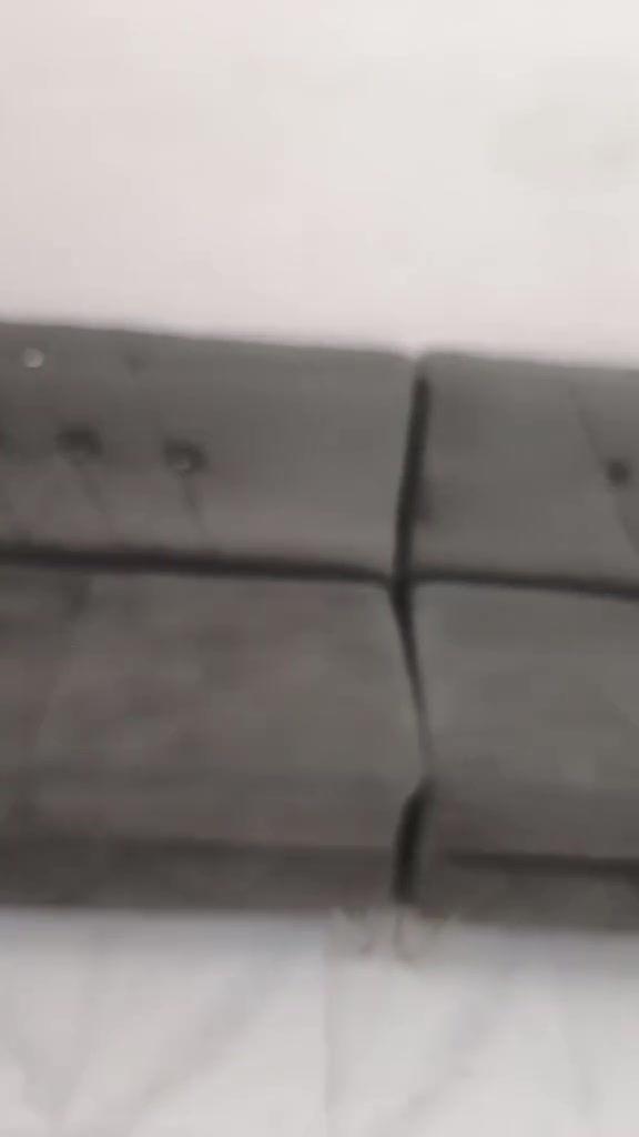 للبيع تخم نظيف ٩ مقاعد للتواصل علخاص


**إذا كنت صاحب هذا الإعلان وتريد حذفه لأي سبب، رجاءا أرسل رسالة إلى الدعم الفني**