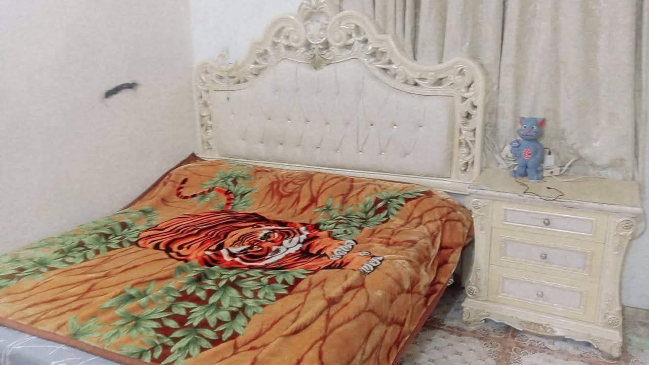 للبيع
غرفه نوم تركي سعر ١٥٠ 
بوفيه سعر ٤٠
عنوان فلوجه حي عسكري
*********** بي واتساب
