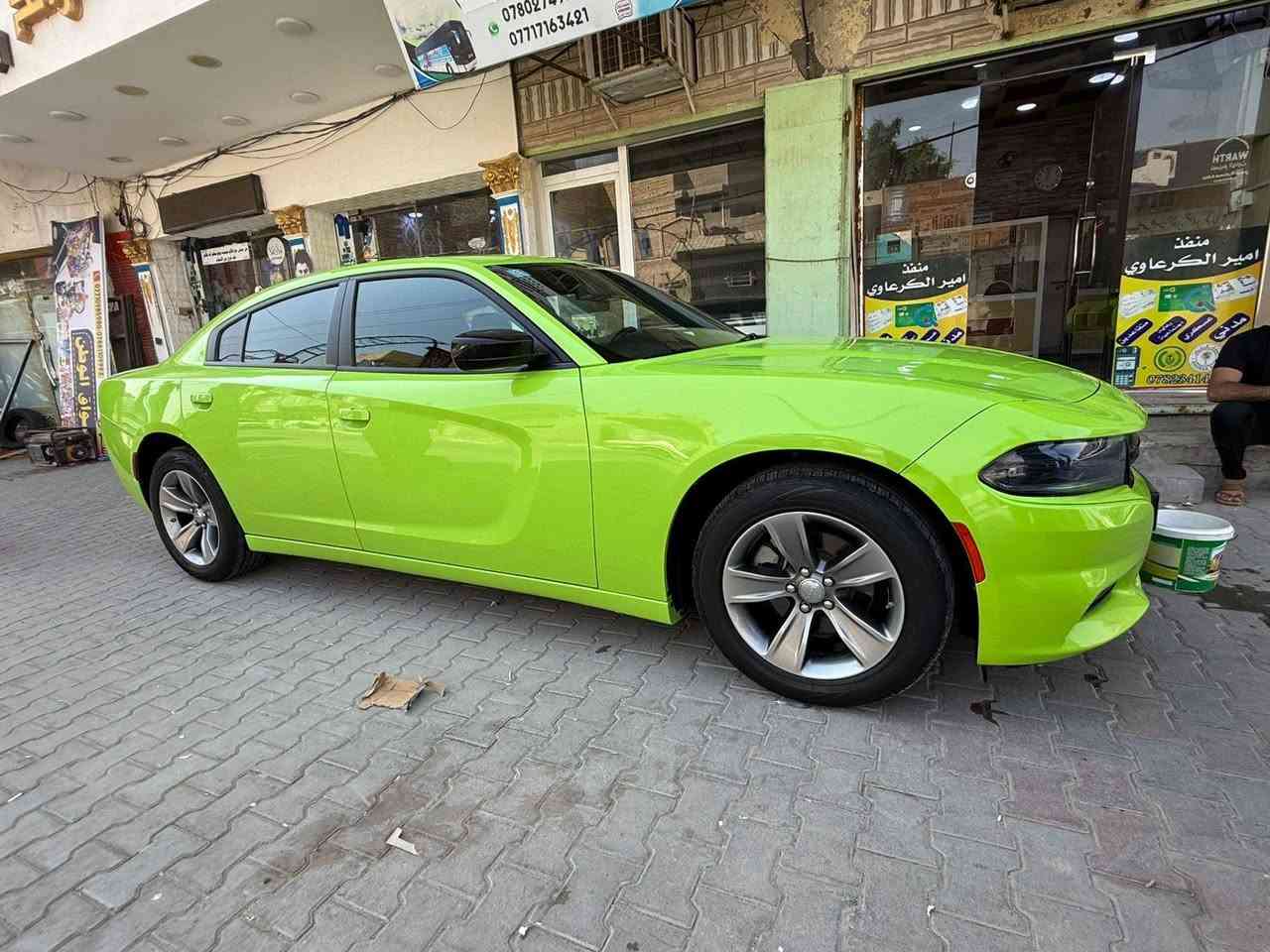 سلام عليكم  جارجر للبيع موديل 2023 اس اكس تي فول موصفات سياره حادثه موجود بلمنشور السعر 295 ورقه مكان السياره السماوه الرميثه ***********
