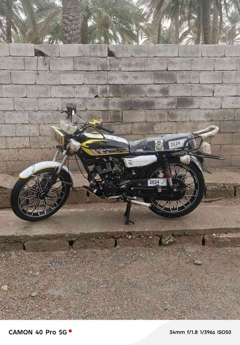 سلام عليكم دراجه سيفان البيع موديل 2024 وراق كرتونية محرك 200 مكان ديالى الخاص دلي عباس سعر ((700 ))وبي مجال رقم *************         اخوكم / مسلم الزهيري
