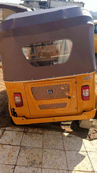 تكتك موديل 21 وكيلهه مجر اوراق كامله عارضه ب 6 وربع شراي يتصل ‏‪0776 258 1713‬‏
