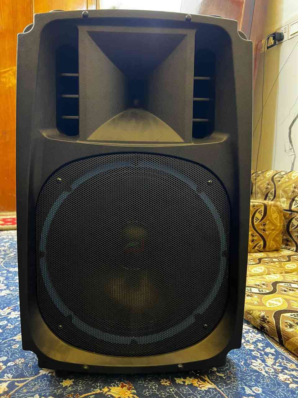 سلام عليكم  سماعات W17 بي ختم العقيله البيع ما مستعملات بس فتحناهن فحصناهن  سبب لبيع ربعنه ما متفاهمين سعر ٥٥٠قفل المكان السماوه الرميثه ***********
