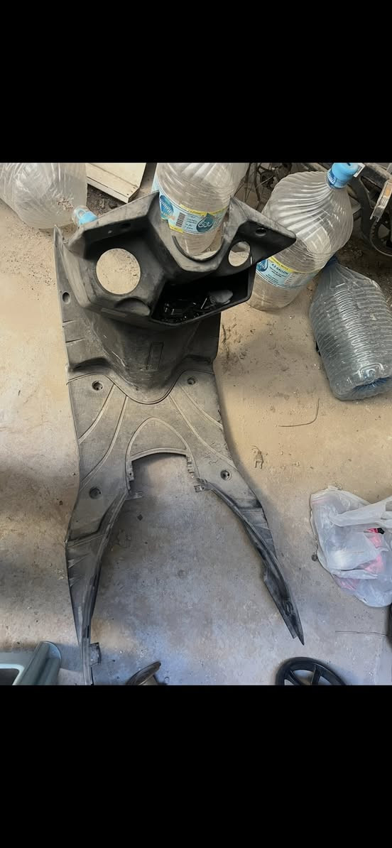 السلام عليكم غراض سكنس فحل للبيع
كفرات سكنس زرك تايوان 
(صفاحيات+گصة +سبايدر)
سوادات ملح  اصليات نضيفات 
بگلايت  سمائي اصلي نضيف
اشاير اصلي سمائي
وياله  فضي ترهم فحل وترهم لد بلاديات 
ايـي استفسار واتساب***********
