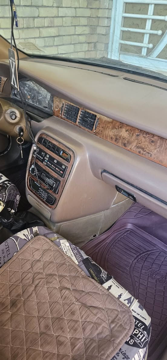 السلام عليكم
سمند موديل (2011) رقم بصره مكفوله من الضربه والصبغ
بس دوس وهلالات معمره فقط مكينه وگير خير من الله
السنويه ل 27 ..... السعر 38 وبيها مجال.
العنوان ميسان قضاء المجر.  
للستفسار. ***********/// ***********
