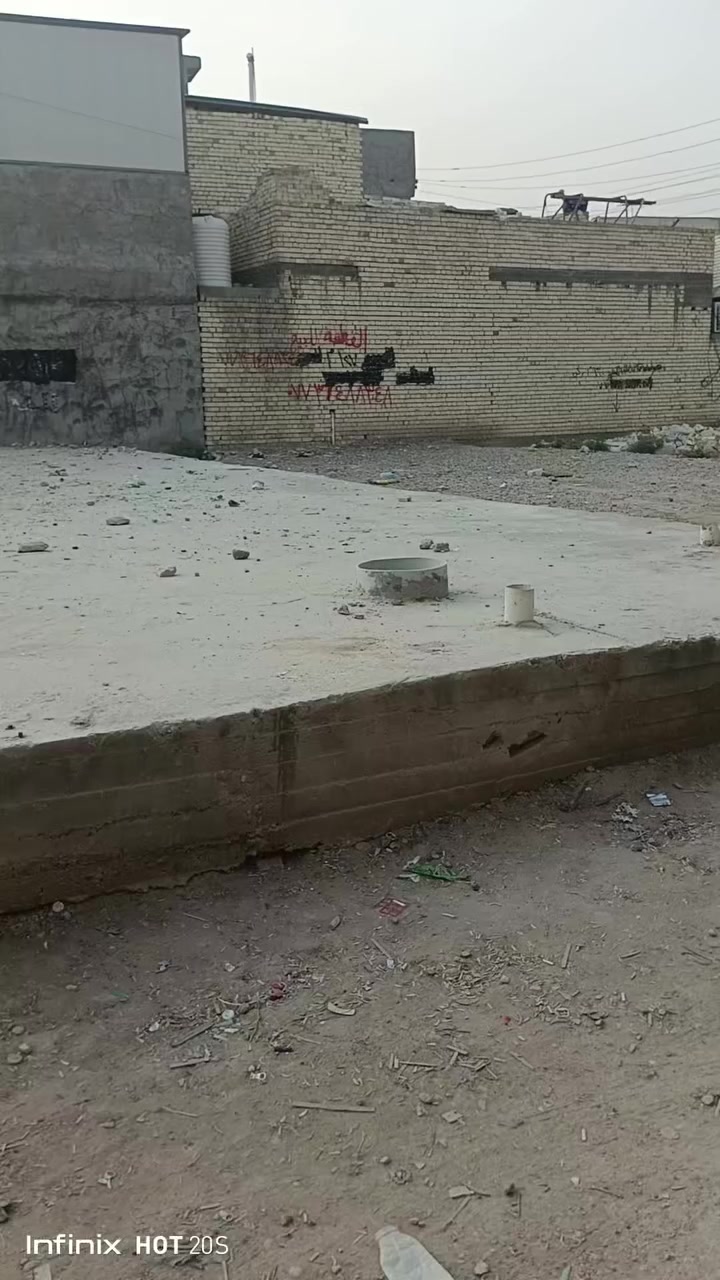 السلام عليكم كاع 130متر واجهيه 
8 ونص سعره 55 بيه مجال ***********
