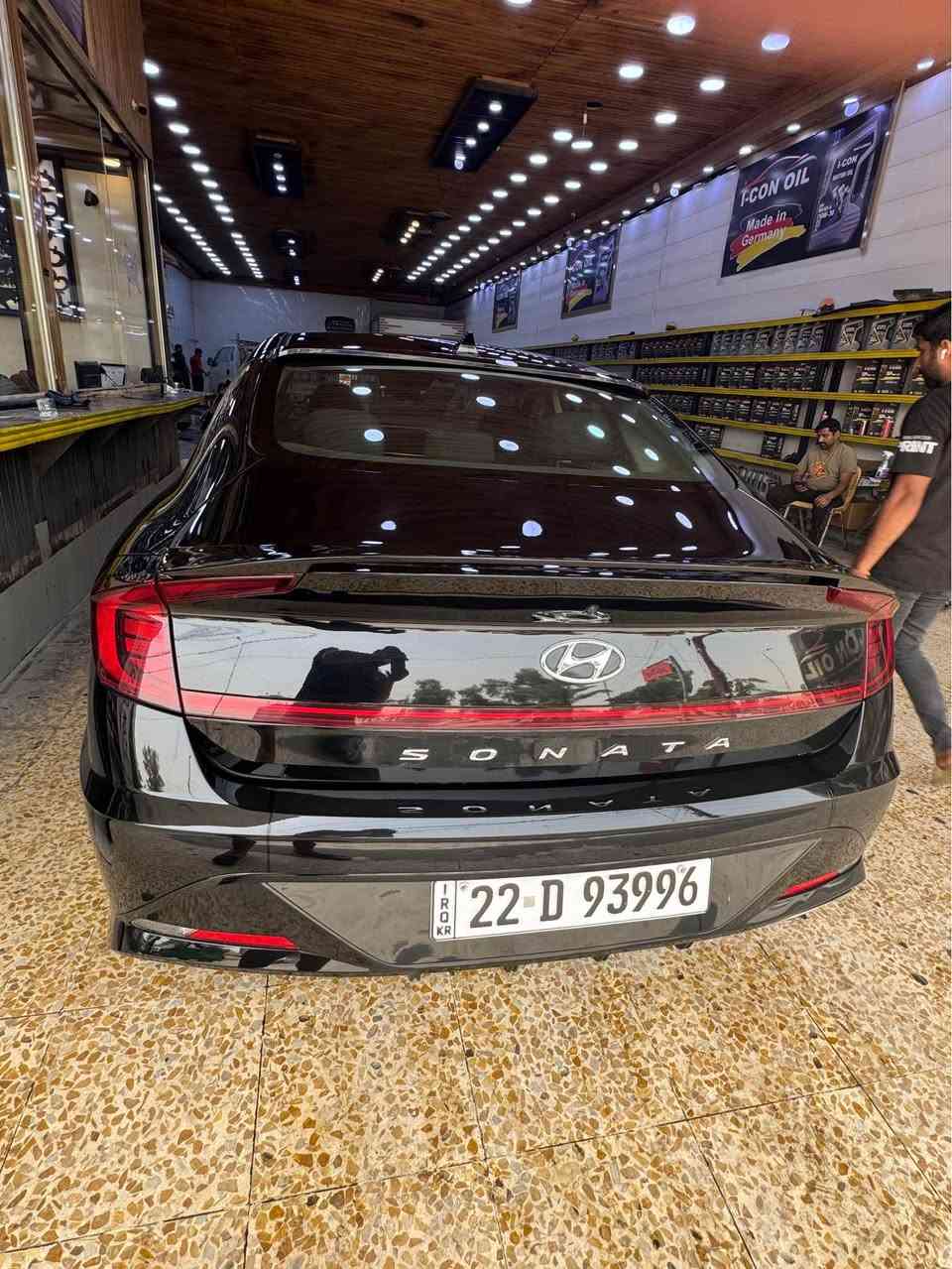 سوناتا sel 2023 
محرك 2500 المرغوب
السعر 165وبيها مجال 
مكان السياره بغداد البياع
رقم اربيل بسمي تحويل ثاني يوم
بيع او مراوس
*********** بغداد, العراق
