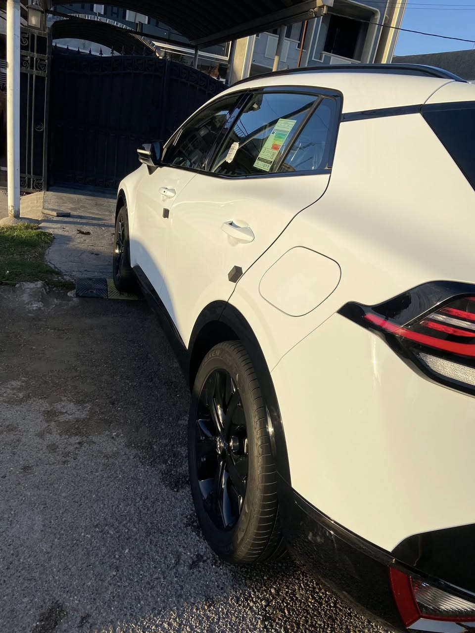 كيا سبورتج بلاك اديشن ٢٠٢٥ضمان الدوليه ٥ سنوات ماشيه 8000الف كافله عامه من شخط والرصعه والبارد والتكحيل باسمي ثاني يوم تحويل مكانها بغداد الدوره الرقم 
 السعر ٢٤٦٠٠
وبيهه مجال بسيط 
***********
