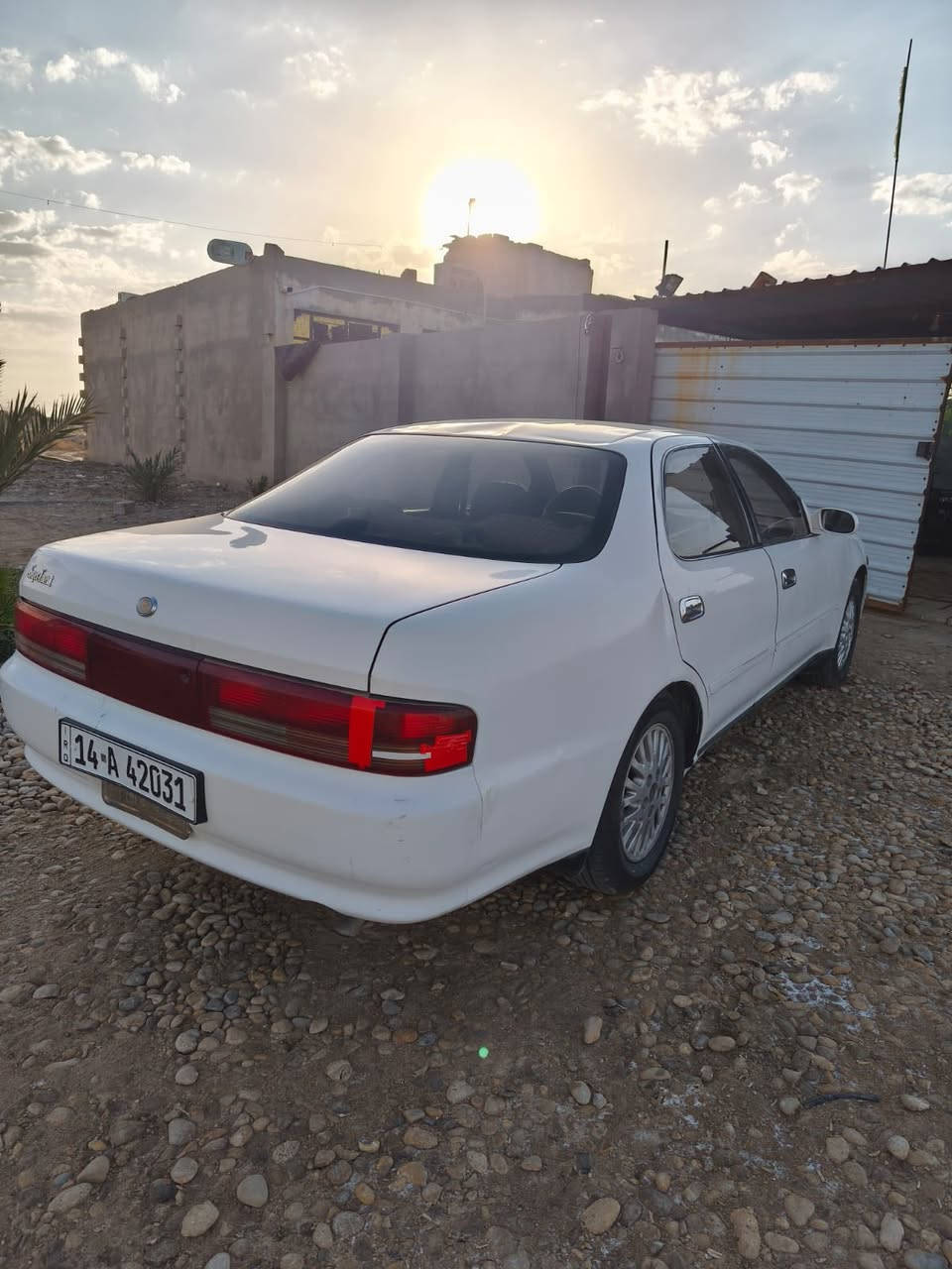 السلام عليكم كرستا موديل 1994محرك وانجي كفاله من الصبغ سيارة جديده رقم بصرة دولي بئسمي السعر 80 وبيها مجال مكان البصرة ***********
