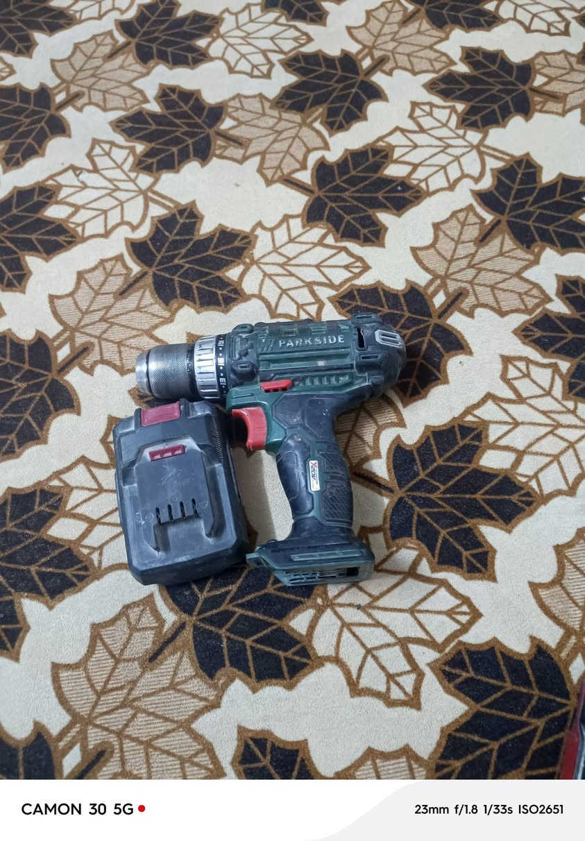 سلام عليكم من رخصة الدمن عندي غراض اللبيع مستعجل 
كلشي وسعره رقم 
***********
***********
