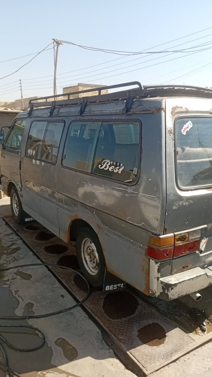 سلام عليكم كيا بستا للبيع او مراوس ببريجو ..موديل 1994 رقم بغداد سنويه عظم نافذه شواصي شركه سياره بلاديه مكينه تبخر كير اكسن نضيف كهربايات شغاله السعر30 وبيه مجال مكان بغداد ***********
