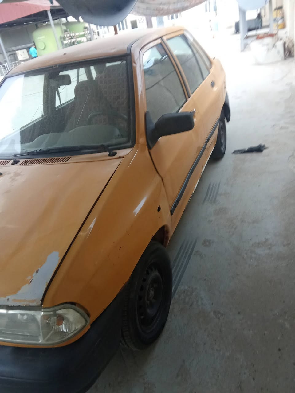 السلام عليكم سايبه موديل 2011 
راعيها موجود وبيها وكاله عامه من المالك 
سعر 10 
مكاني كربلاء 
***********
