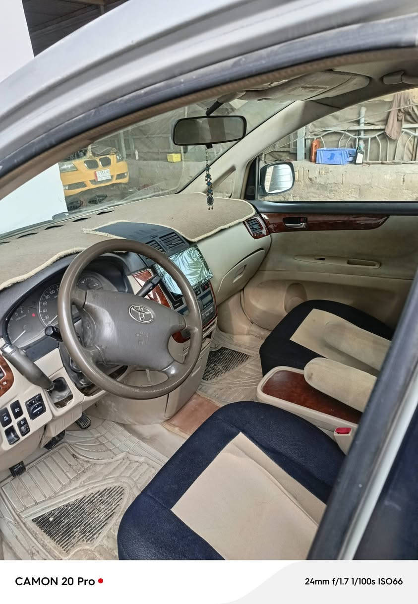 ابصم للبيع 2001سيارة نضيفة مكينة وكير وتخم تاير وتبريد 3   شاشة ويل 16 رقم بصرة سنوية توني مجددهة بسمي مكان السماوة استفسار ***********
