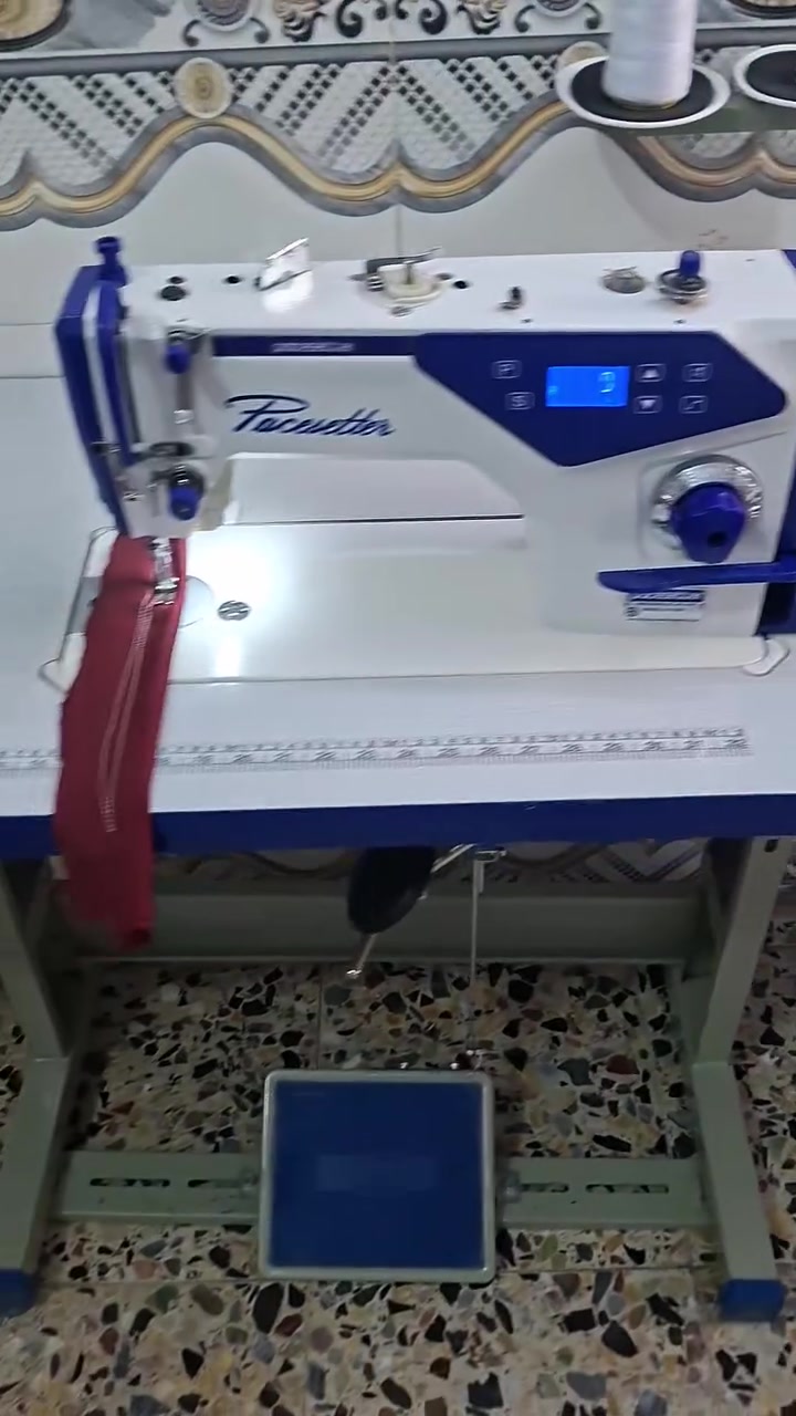 مكاين صناعي مستخدم نضيفات جدا ضمان سنه
ايخيطن كل انواع الاقمشه متوفر توصيل
عنواني بغداد للحجز واتساب خاص
***********
***********
