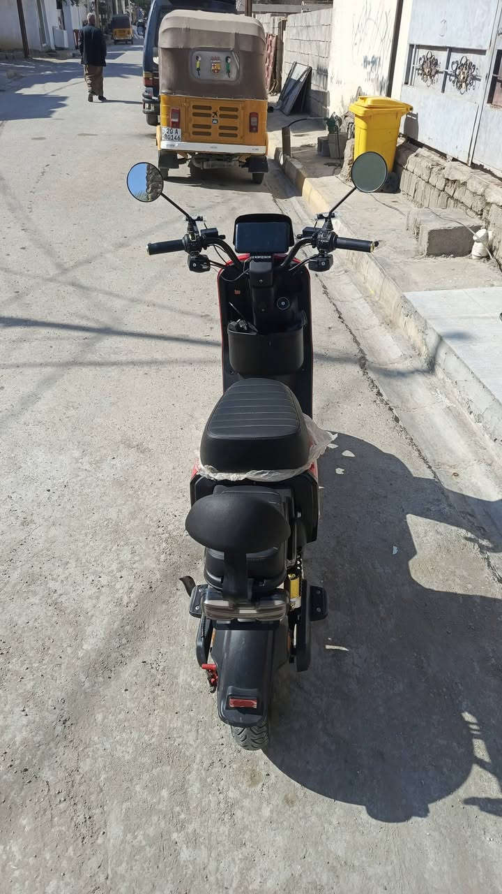 سلام عليكم دراجه R11دراجه دراجه جديده مكاني ديالى بعقوبة بهرز سعرهه 500وبيهه مجال قليل حك جيه وتصل ***********
