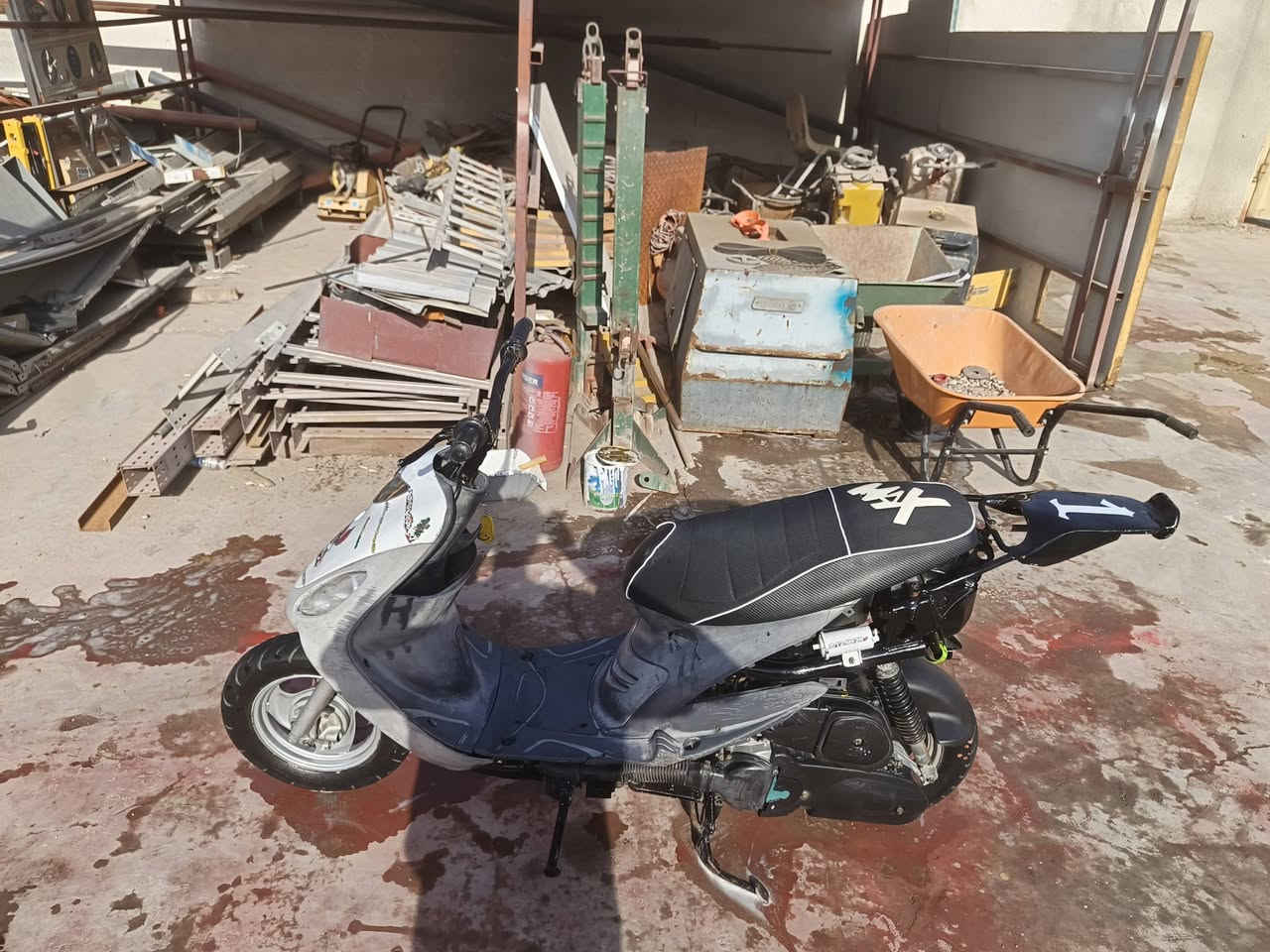 سلام وعليكم دراجه ماكس قشمه البيع مبوشه 55 رقم الهاتف ***********
