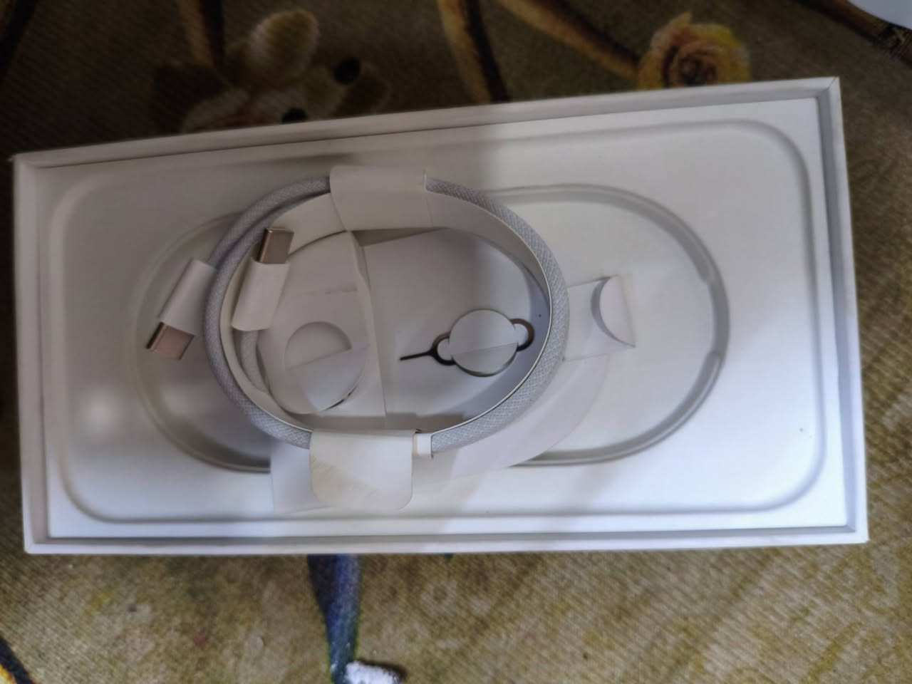 للبيع ايفون 16 برو ماكس جهاز مكفول زلق مابي وتر بروف ماخذة من ابل استور شرق اوسط بطاري 93 مكفول من كلشي مكاني بصرة معقل ***********
