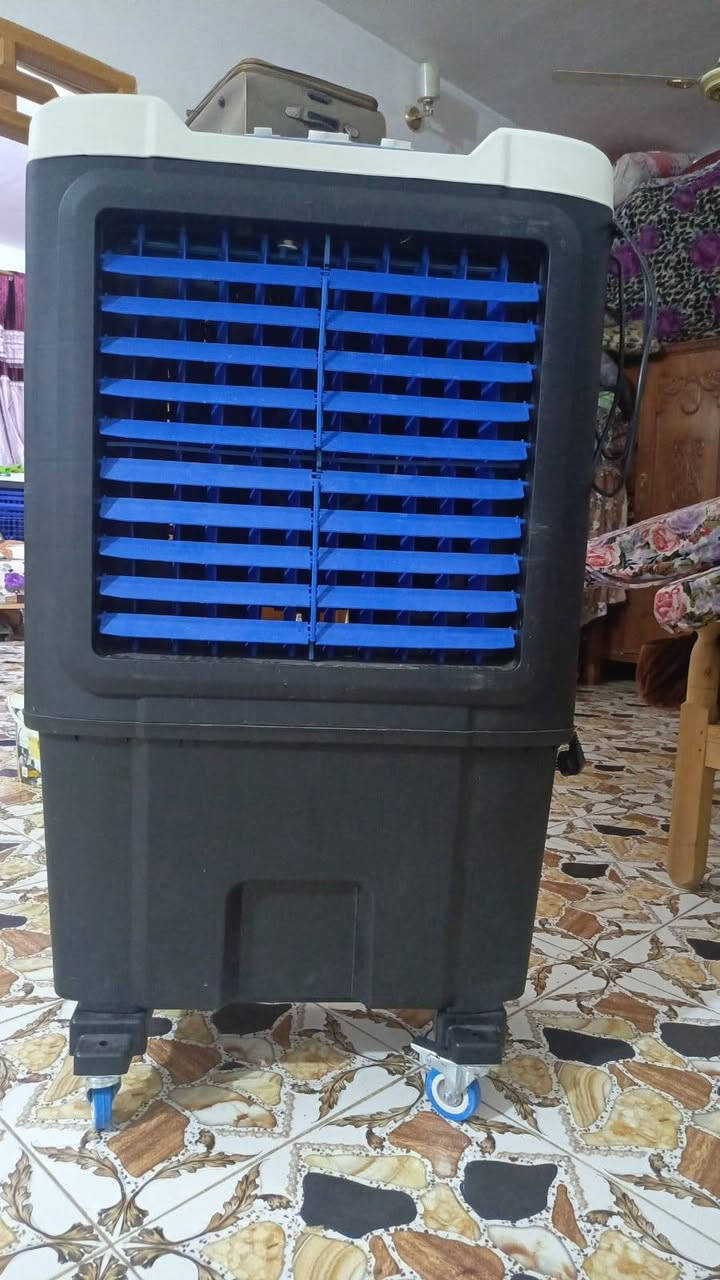 يوجد لدينا كومفيره للبيع  مستخدمه قليل  نظيفه  100% الحجز والاستفسار التواصل على هذا الرقم ***********
