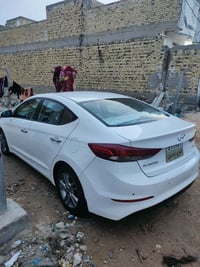 ٢٠١٧ • محرك ٢٠٠٠ • رقم أربيل