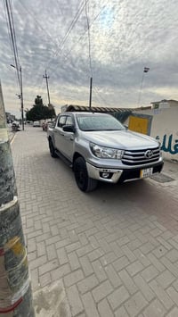 هايلوكس وكالة ساز موديل 2018 رقم بغداد السياره كامله من كل النواحي وبل...