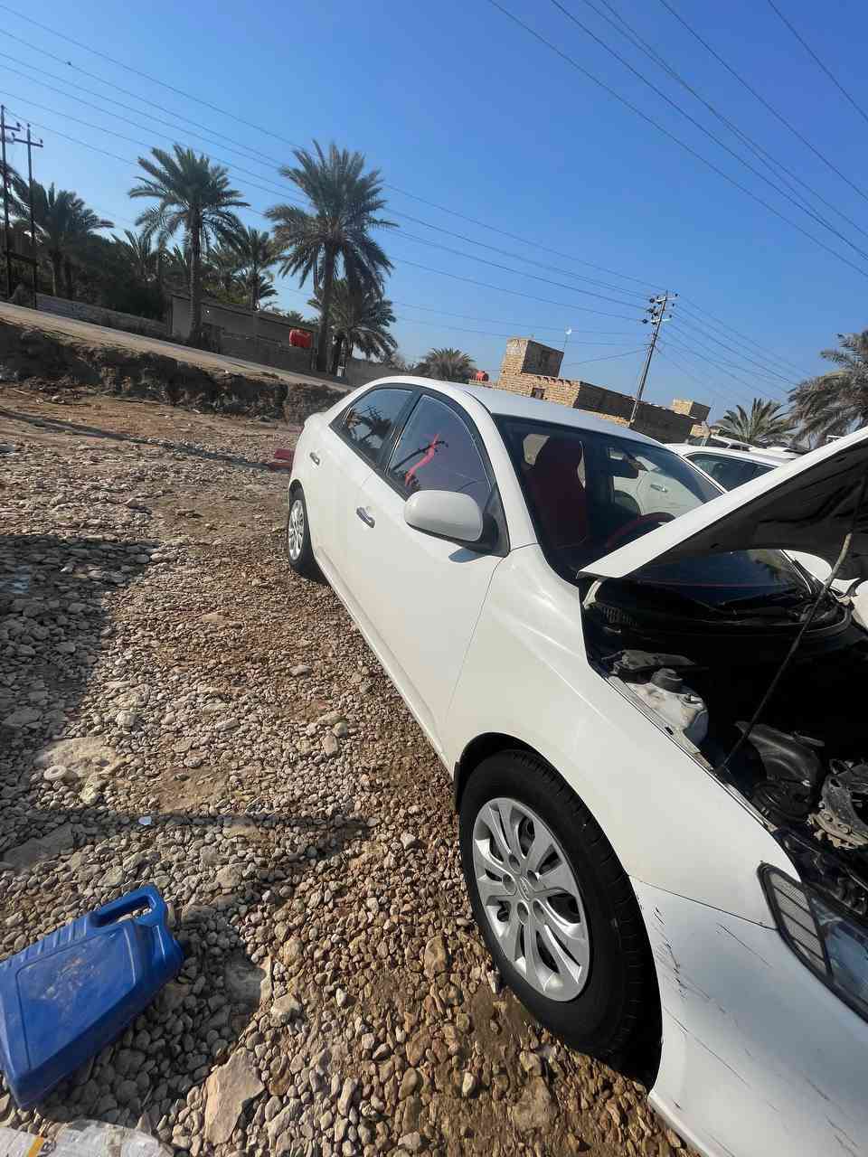 سلام عليكم سيارة سيراتو موديل2012 مكينه 1600خليجي
بيه اربع كطع وسياره وملخلخه رقمه كربلاء سعر 75
مكاني دوانيه 
رقم الهاتف ***********
