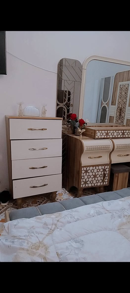 غرفة نوم مستعجيل على بيعتهة نضافتهة 100/100ماخذيهة مليون وربع يردوهة 800مع مجال للشراي


**إذا كنت صاحب هذا الإعلان وتريد حذفه لأي سبب، رجاءا أرسل رسالة إلى الدعم الفني**