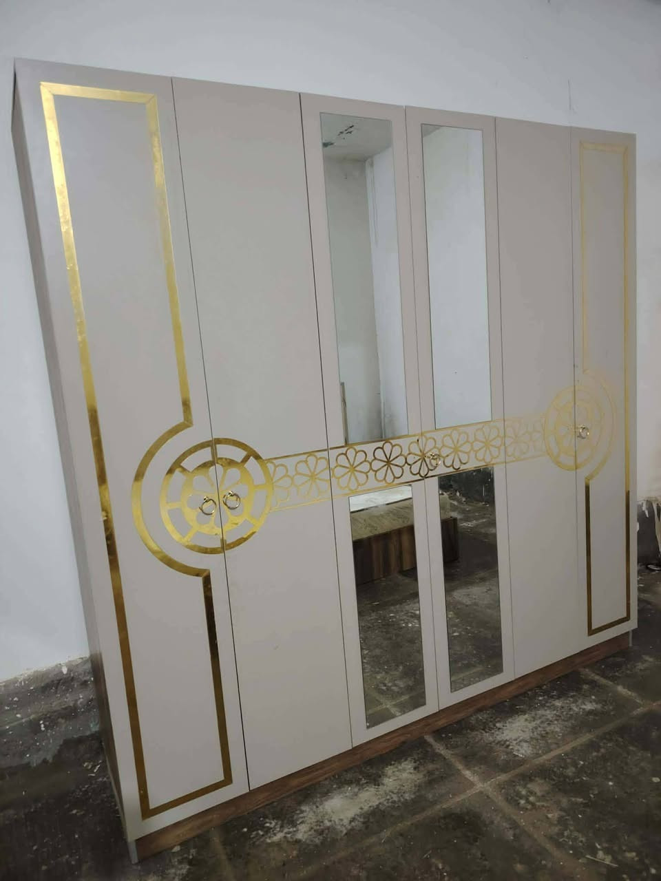 غرفه تركي ضخمه اخت. الجديد كامله تركي اصلي ثقيل المكان ديوانيه *********** بي وتساب
