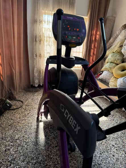 للبيع جهاز ارك ترينر  لايف فتنس اخو الجديد استخدام بسيط العنوان بغداد  السعر ٦٥٠$ للاستفسار ***********
