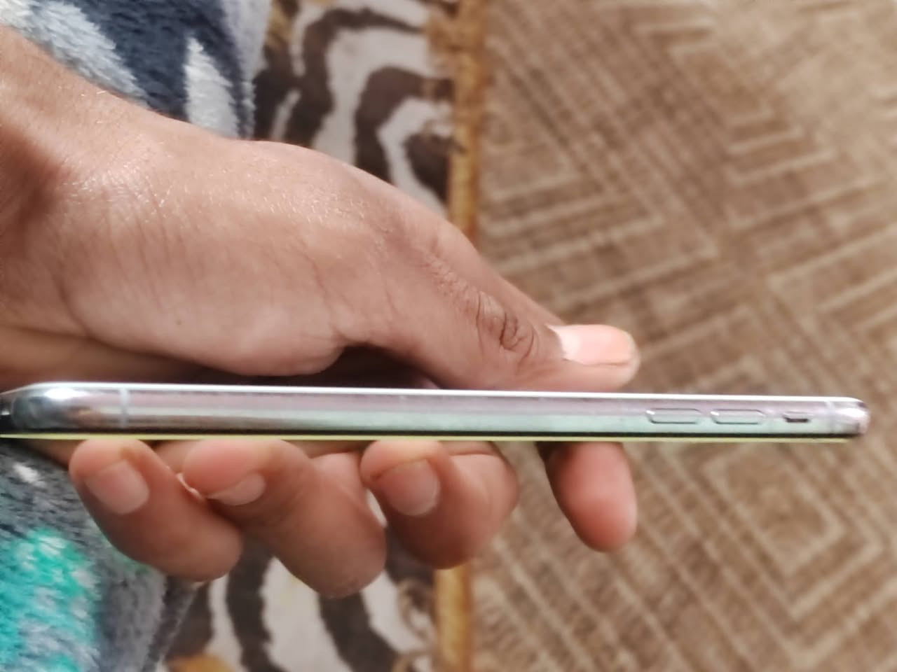 جهاز إكس ماكس نظيف ما مفتوح الجهاز شرق اوسط الذاكرة 512 السعر 275وبي مجال عنواني كربلاء رقمي ***********
