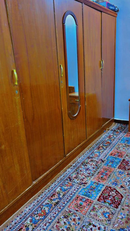 السلام عليكم غرفة للبيع تواصلوا ع هذا الرقم واتساب او ع الرصيد مكاني بغداد/ الغزالية ***********
