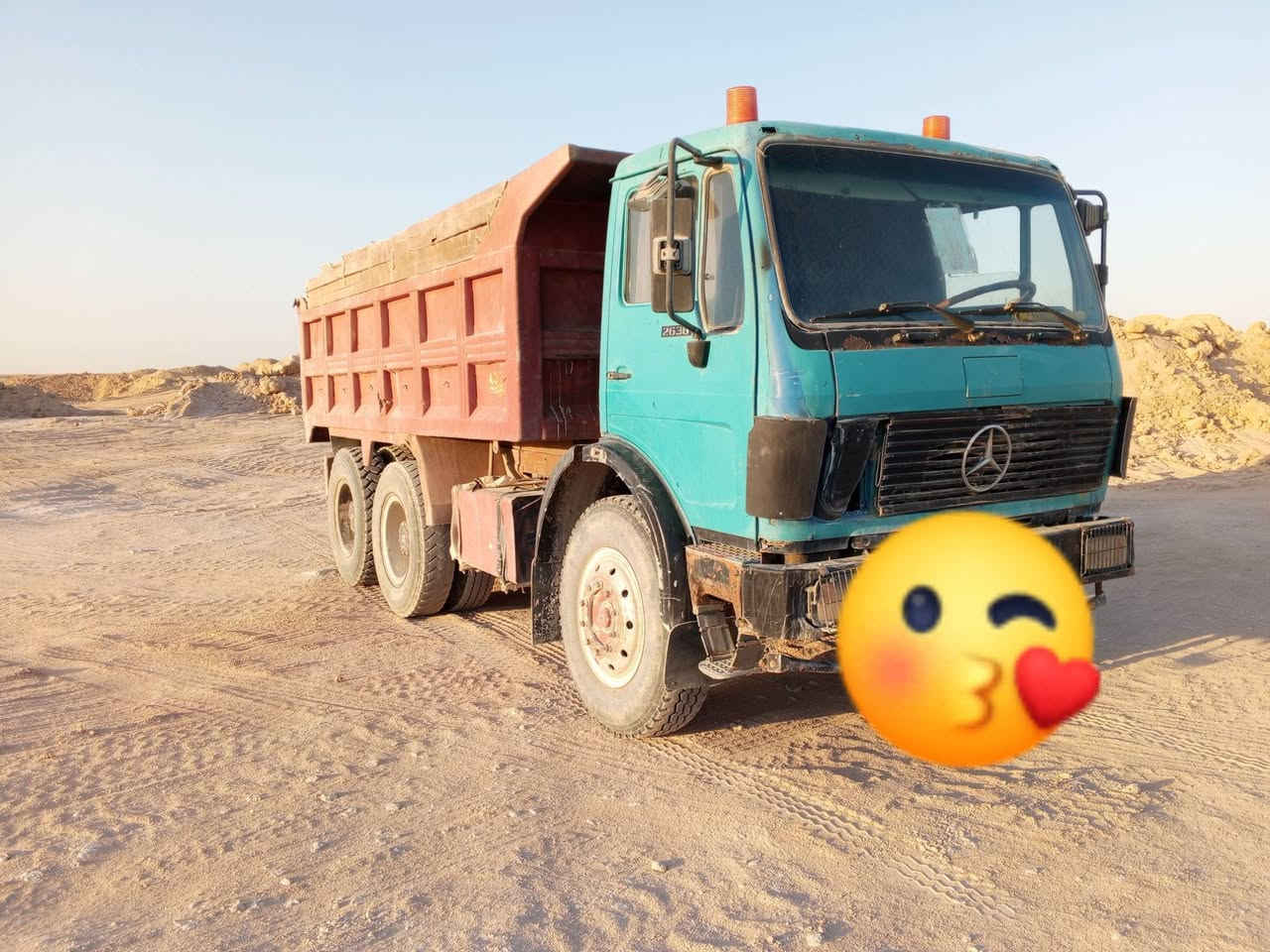 السلام عليكم للبيع سياره البي موديل 75 محرك 28 على شرط كير 160 على شرط مجموعه نص جييئف تخم تاير 24 قمارة نضيفه 100/100 تبريد شغال حداديه على شرط كهربائية كله شغاله رباط عدل السعر 135 وبيه مجال الشراي يتصل ***********
