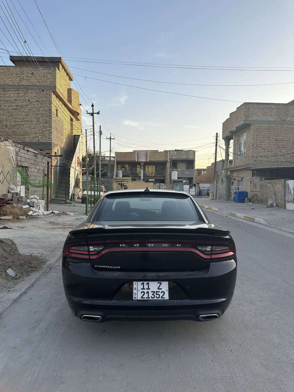 سلام عليكم 
دوج جارجر 2023 
كلين تايتل 
28 الف ميل 
مواصفات sxt
شاشة كبيرة 
نظام صوتي الباين 
حساسات خلفية 
كشن كهرباء
و باقي المواصفات معروفة 
صورة الحادث مرفقة 
السيارة ب اسمي و تحويل ثاني يوم 
السعر 257
للاستفسار ***********
