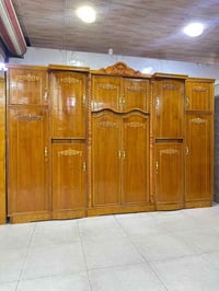 ٦ باب • زاوية كنتورية • مستخدم نضيف