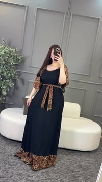 ملابس • دبي • تصميم