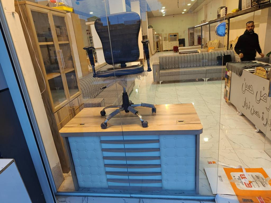 ميز مكتبي مع مكتبه وكرسي 275 الف كركوك, العراق


**إذا كنت صاحب هذا الإعلان وتريد حذفه لأي سبب، رجاءا أرسل رسالة إلى الدعم الفني**